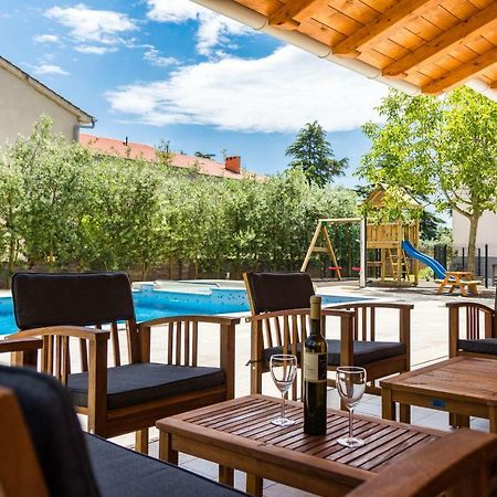 Apartment Anton, Fažana Екстериор снимка