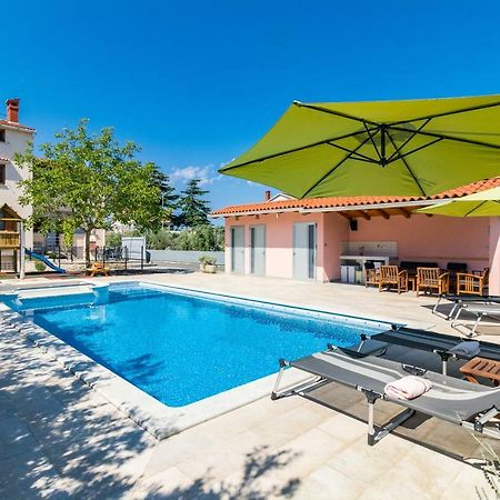 Apartment Anton, Fažana Екстериор снимка