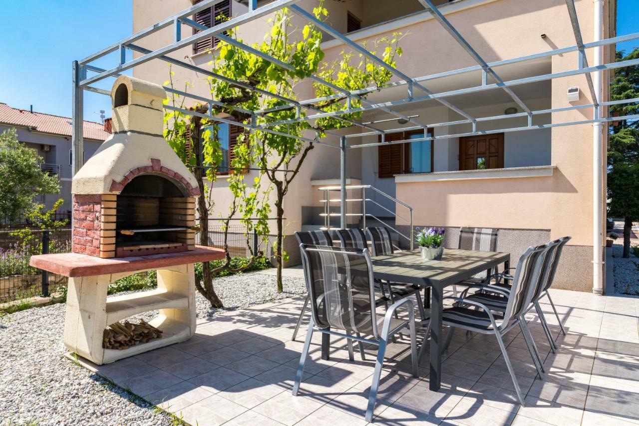 Apartment Anton, Fažana Екстериор снимка