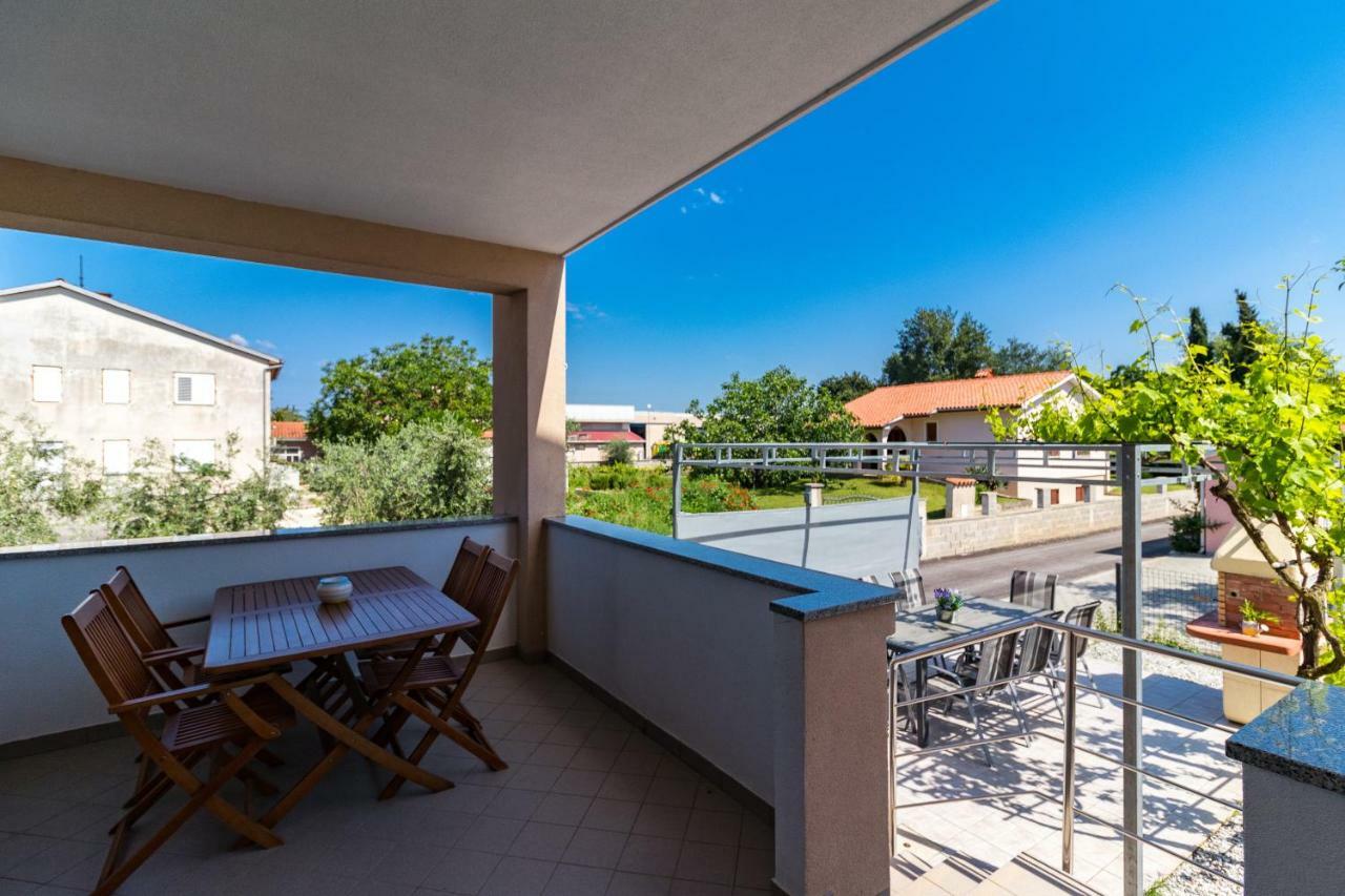 Apartment Anton, Fažana Екстериор снимка