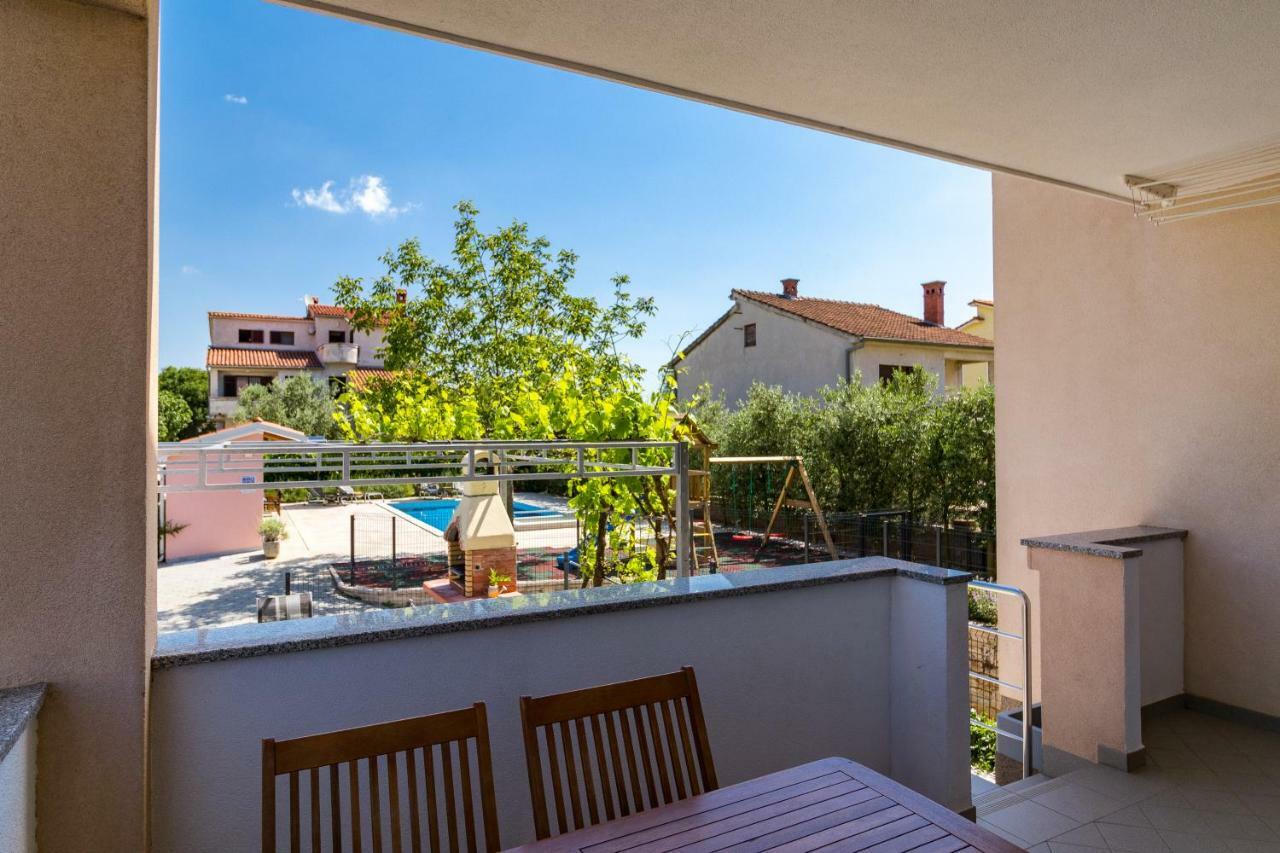 Apartment Anton, Fažana Екстериор снимка
