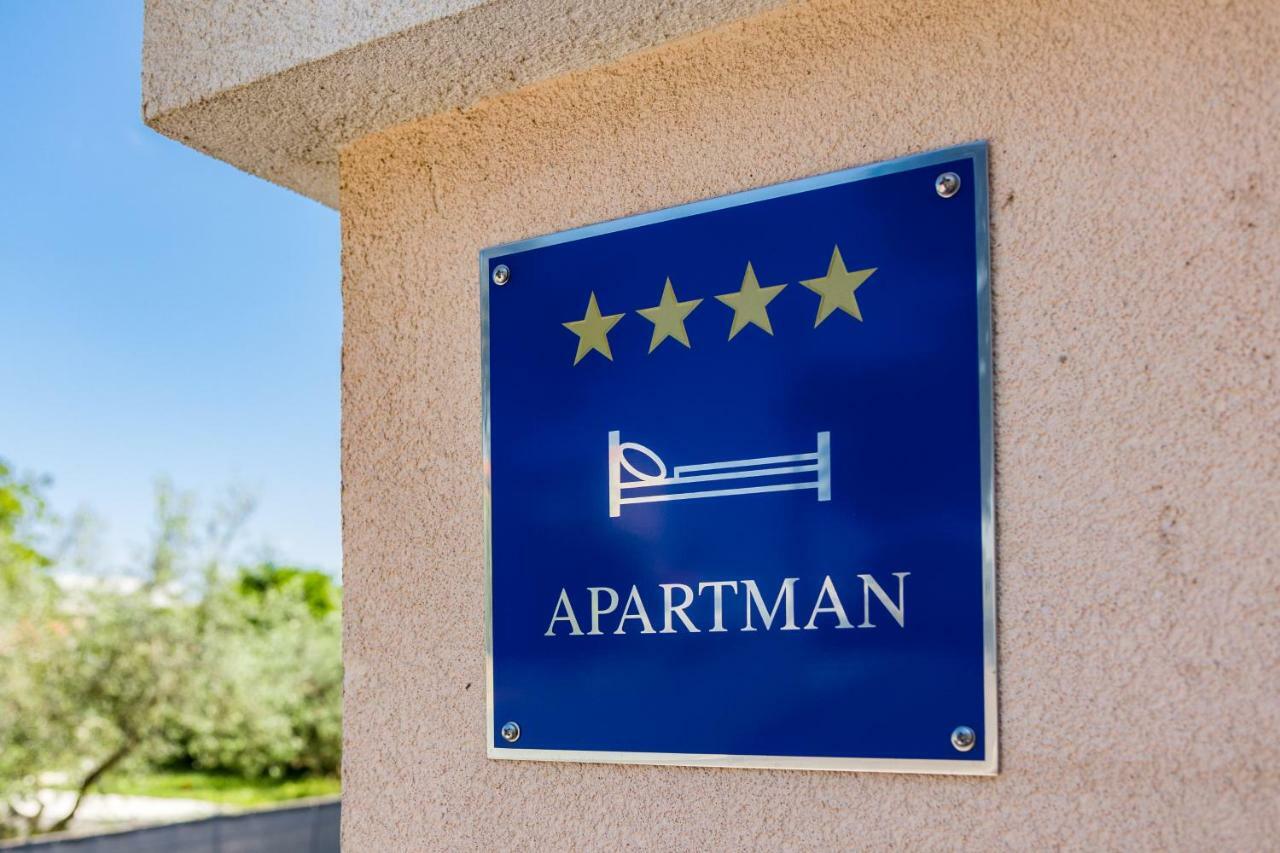 Apartment Anton, Fažana Екстериор снимка
